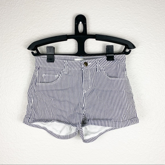 H&M Pants - 🌻 H&M | Navy Blue & White Striped Shorts